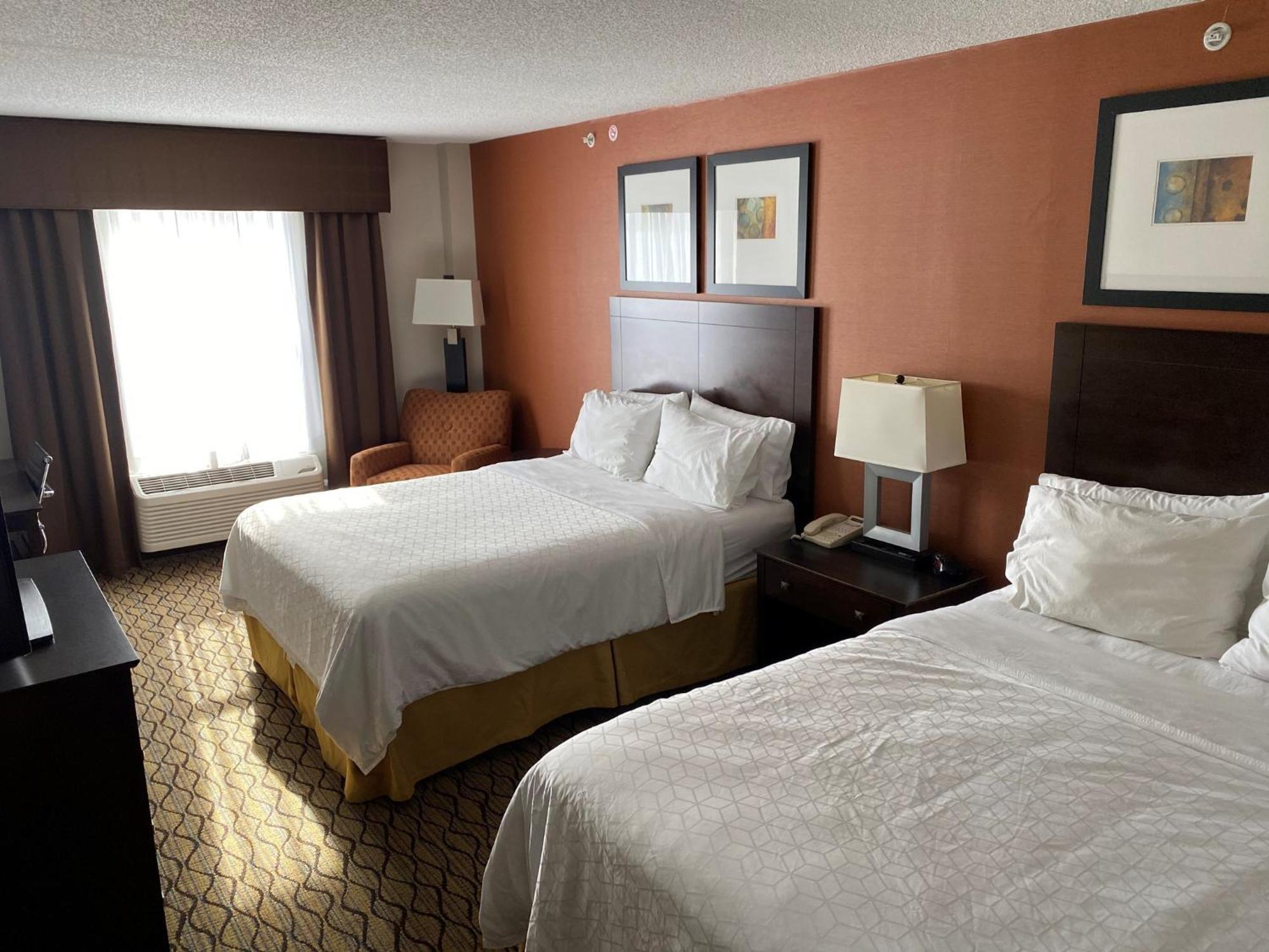 Holiday Inn Express Danbury I-84, An Ihg Hotel Экстерьер фото